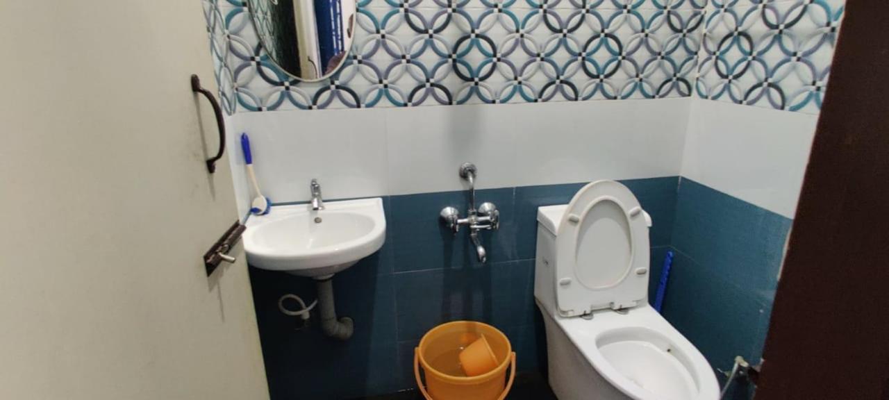 Sandy 4 Bhk Homestay - Only Adults Allowed أوتي المظهر الخارجي الصورة